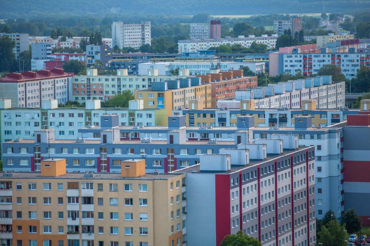Air-Conditioned City View Apartment 24H Check-In Bratislava Buitenkant foto